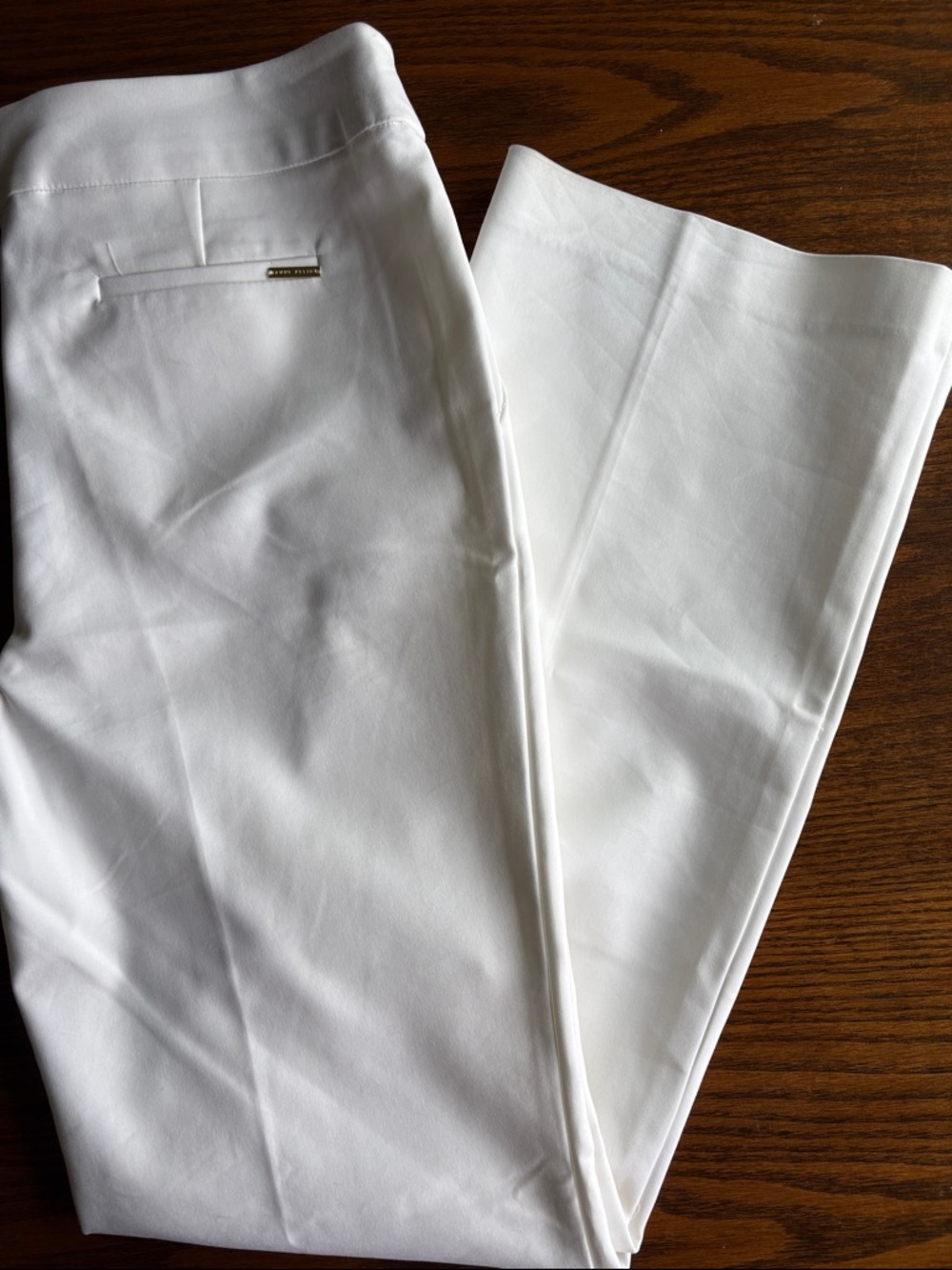 Anne Klein white straight cut simple stretch material pants w gold button NWT